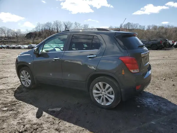 3GNCJRSB9KL354254 2019 CHEVROLET TRAX - Image 2