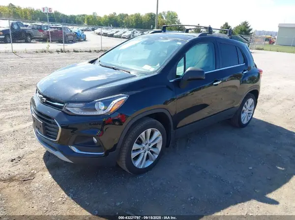 3GNCJRSB9KL404683 2019 CHEVROLET TRAX - Image 2