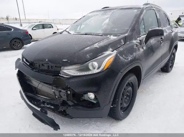 3GNCJRSB9LL231135 2020 CHEVROLET TRAX - Image 2