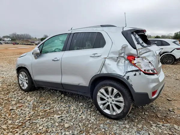 3GNCJRSB9LL245035 2020 CHEVROLET TRAX - Image 2