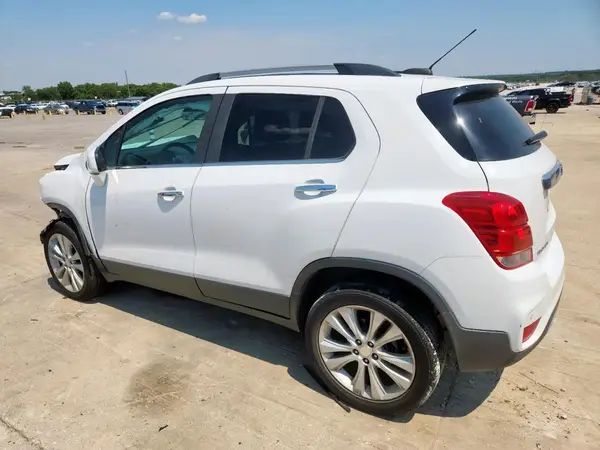 3GNCJRSBXHL187069 2017 CHEVROLET TRAX - Image 2