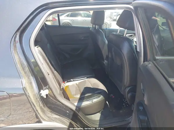 3GNCJRSBXHL203769 2017 CHEVROLET TRAX - Image 8