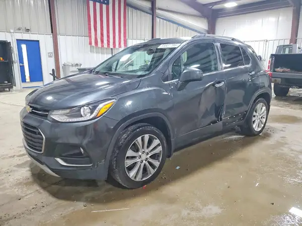 3GNCJRSBXJL242657 2018 CHEVROLET TRAX - Image 1