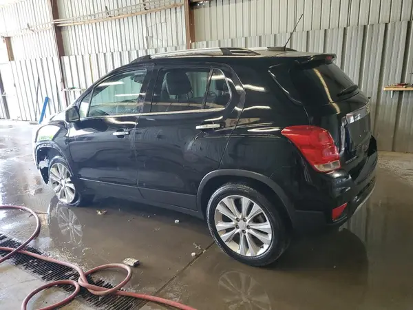 3GNCJRSBXKL195163 2019 CHEVROLET TRAX - Image 2