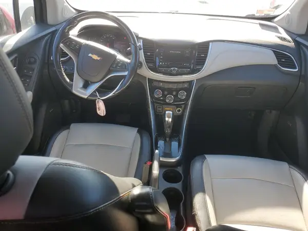 3GNCJRSBXKL219395 2019 CHEVROLET TRAX - Image 8