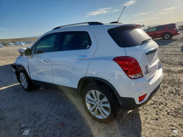 3GNCJRSBXKL262912 2019 CHEVROLET TRAX - Image 2
