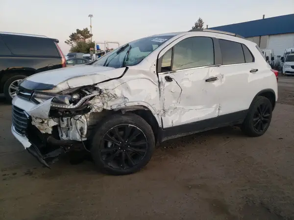 3GNCJRSBXKL302938 2019 CHEVROLET TRAX - Image 1