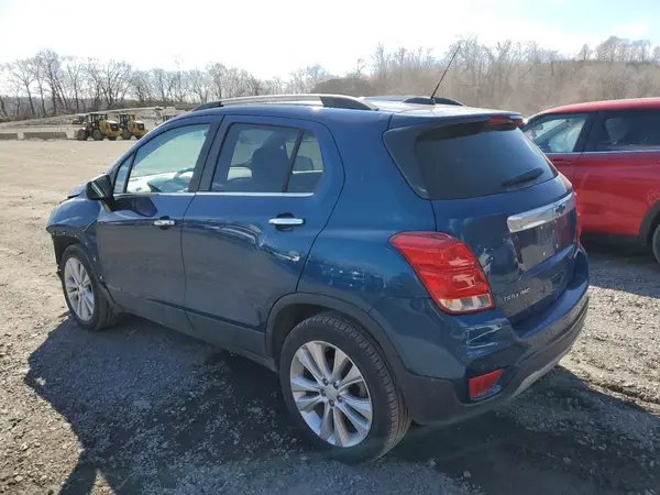3GNCJRSBXLL289318 2020 CHEVROLET TRAX - Image 2