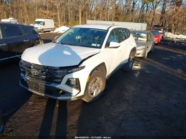 3KMJACDE8SE010713 2025 HYUNDAI TUCSON - Image 2