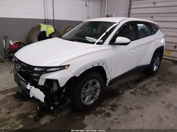 3KMJACDE9SE015175 2025 HYUNDAI TUCSON - Image 2