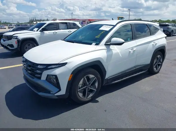3KMJB3DE8SE019537 2025 HYUNDAI TUCSON - Image 2