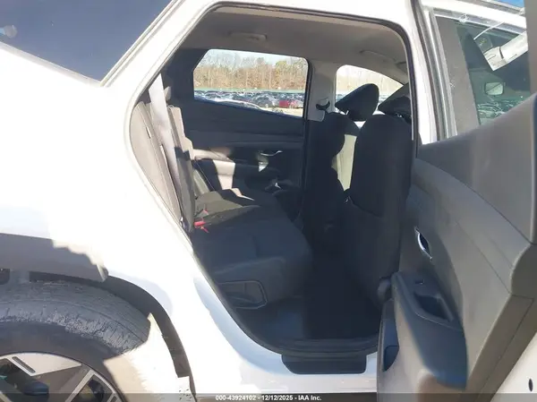 3KMJBCDE6SE021402 2025 HYUNDAI TUCSON - Image 8
