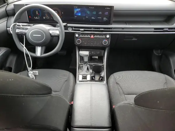3KMJBCDE7SE003829 2025 HYUNDAI TUCSON - Image 8