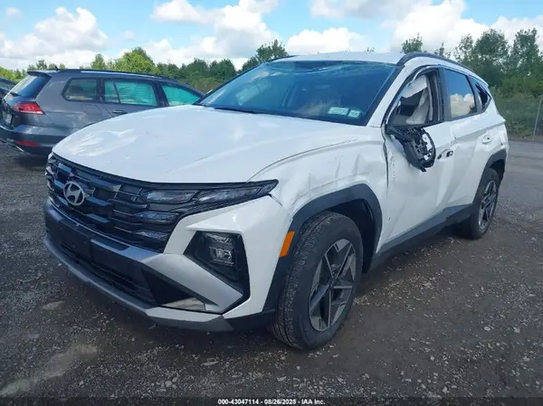 3KMJBCDE8SE015908 2025 HYUNDAI TUCSON - Image 2