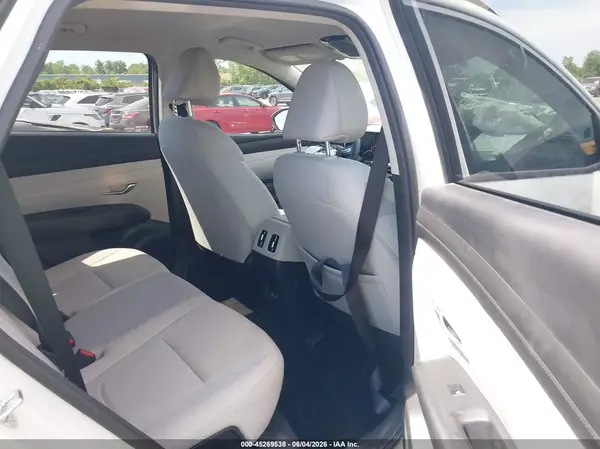 3KMJBCDEXSE006837 2025 HYUNDAI TUCSON - Image 8