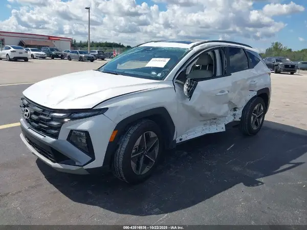 3KMJC3DEXSE007600 2025 HYUNDAI TUCSON - Image 2