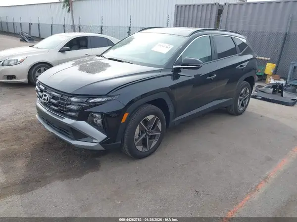 3KMJCCDE8SE002279 2025 HYUNDAI TUCSON - Image 2