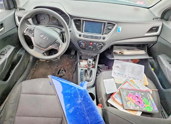 3KPC24A30JE011662 2018 HYUNDAI ACCENT - Image 8