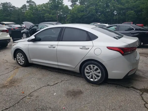 3KPC24A30JE011905 2018 HYUNDAI ACCENT - Image 2