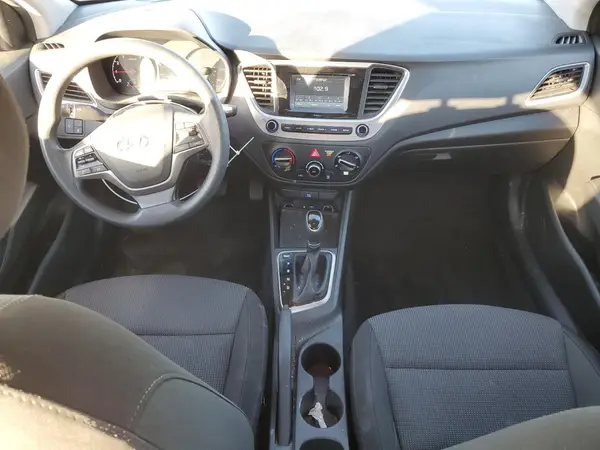 3KPC24A30JE012035 2018 HYUNDAI ACCENT - Image 8