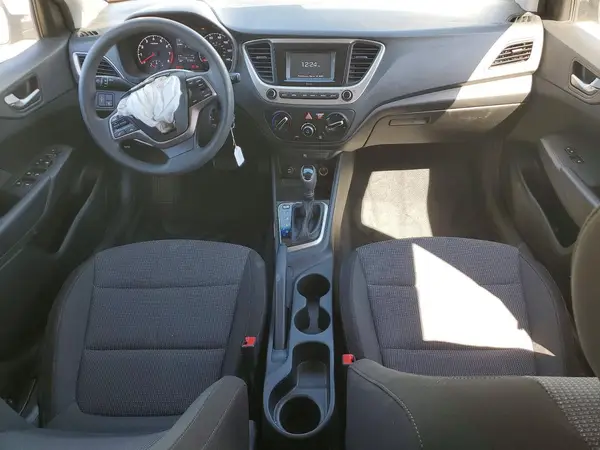 3KPC24A30JE012939 2018 HYUNDAI ACCENT - Image 8