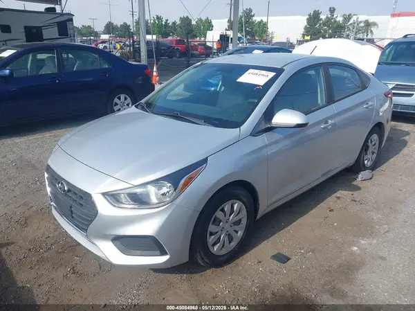 3KPC24A30JE014237 2018 HYUNDAI ACCENT - Image 2