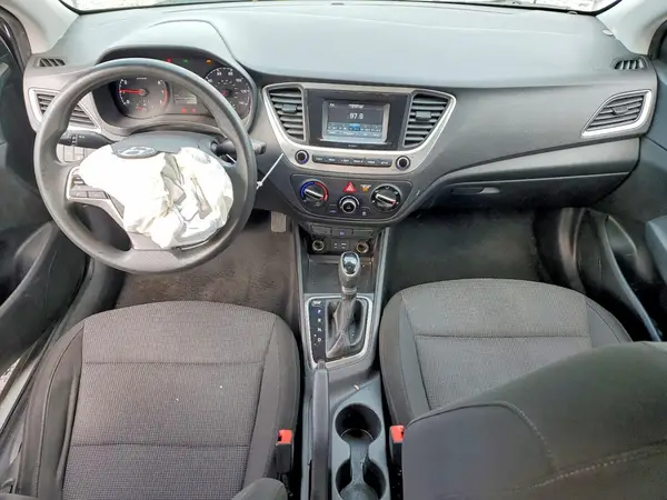 3KPC24A30JE014240 2018 HYUNDAI ACCENT - Image 8