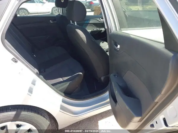 3KPC24A30JE020135 2018 HYUNDAI ACCENT - Image 8