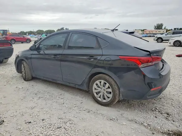 3KPC24A30JE020801 2018 HYUNDAI ACCENT - Image 2