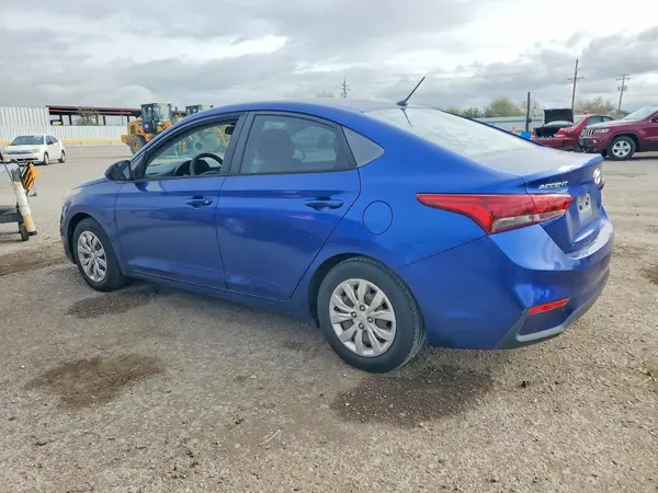 3KPC24A30JE022578 2018 HYUNDAI ACCENT - Image 2
