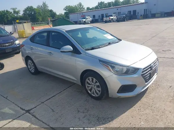 3KPC24A30JE022936 2018 HYUNDAI ACCENT - Image 1