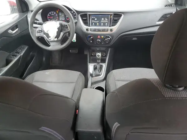 3KPC24A30JE024914 2018 HYUNDAI ACCENT - Image 8