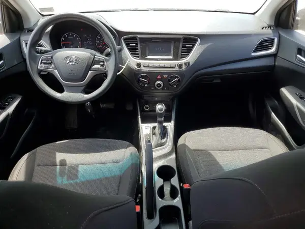 3KPC24A30JE025447 2018 HYUNDAI ACCENT - Image 8