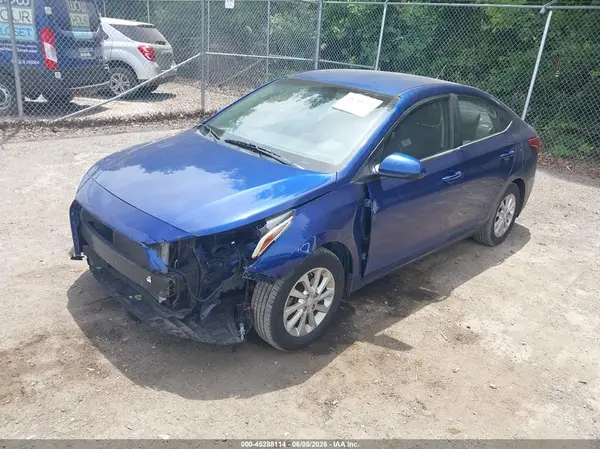 3KPC24A30JE026890 2018 HYUNDAI ACCENT - Image 2