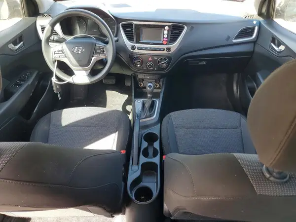 3KPC24A30JE032379 2018 HYUNDAI ACCENT - Image 8