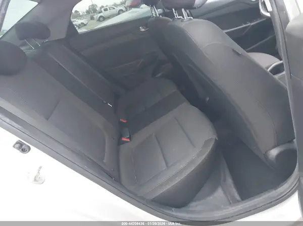 3KPC24A30JE032432 2018 HYUNDAI ACCENT - Image 8