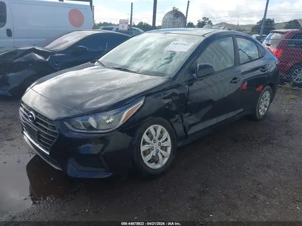 3KPC24A30JE033192 2018 HYUNDAI ACCENT - Image 2