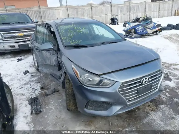 3KPC24A30JE033984 2018 HYUNDAI ACCENT - Image 1