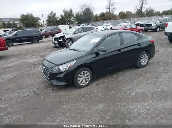 3KPC24A30JE036982 2018 HYUNDAI ACCENT - Image 2