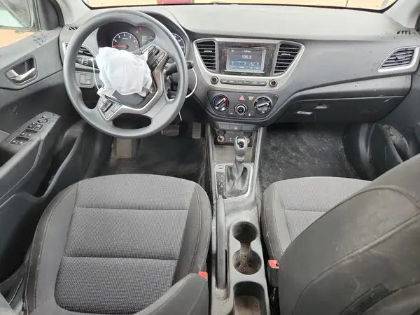 3KPC24A30KE038670 2019 HYUNDAI ACCENT - Image 8