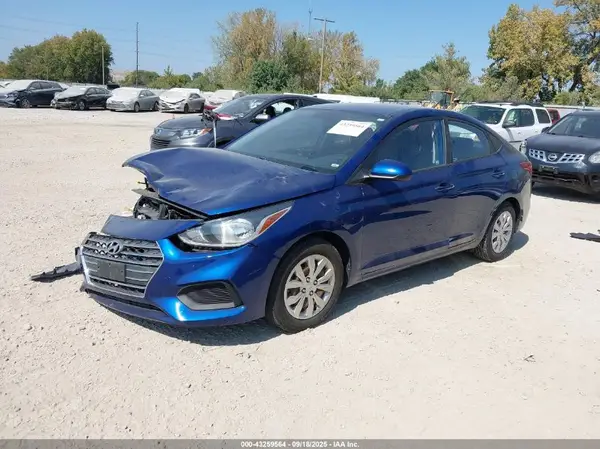 3KPC24A30KE042511 2019 HYUNDAI ACCENT - Image 2