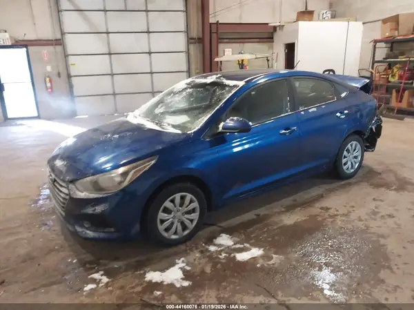 3KPC24A30KE044615 2019 HYUNDAI ACCENT - Image 2