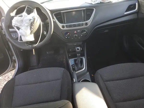 3KPC24A30KE044727 2019 HYUNDAI ACCENT - Image 8