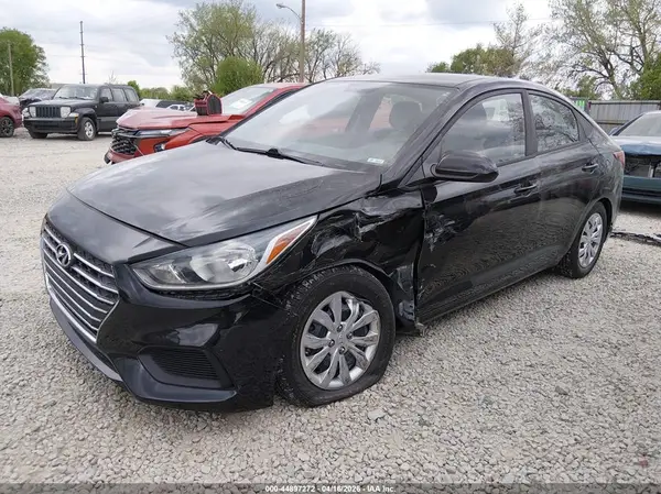 3KPC24A30KE044985 2019 HYUNDAI ACCENT - Image 2