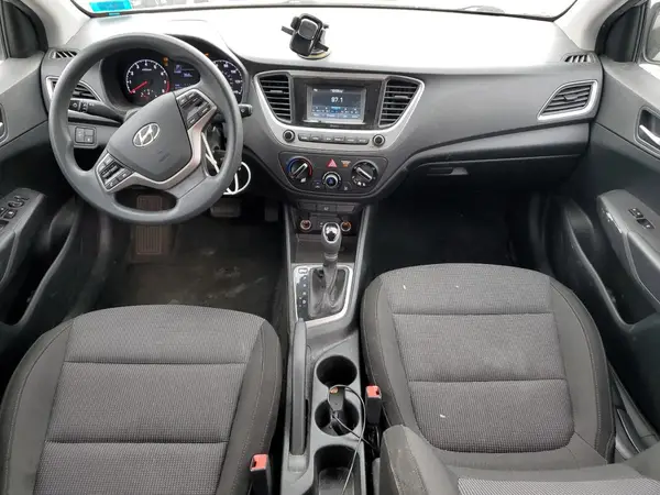 3KPC24A30KE045263 2019 HYUNDAI ACCENT - Image 8