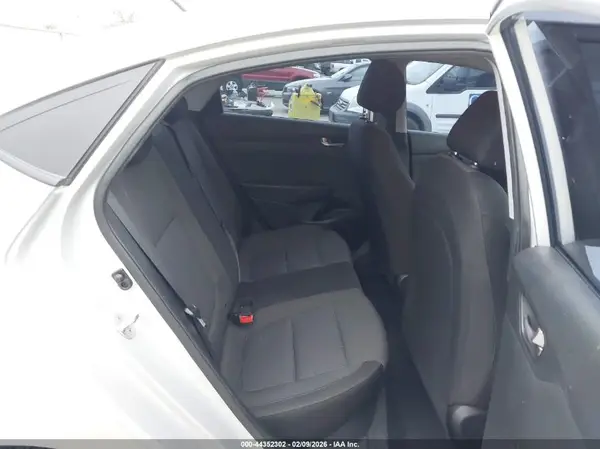 3KPC24A30KE049846 2019 HYUNDAI ACCENT - Image 8