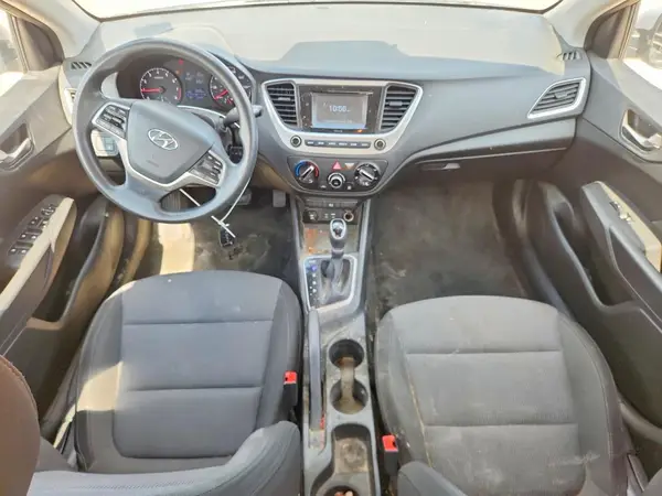 3KPC24A30KE049944 2019 HYUNDAI ACCENT - Image 8