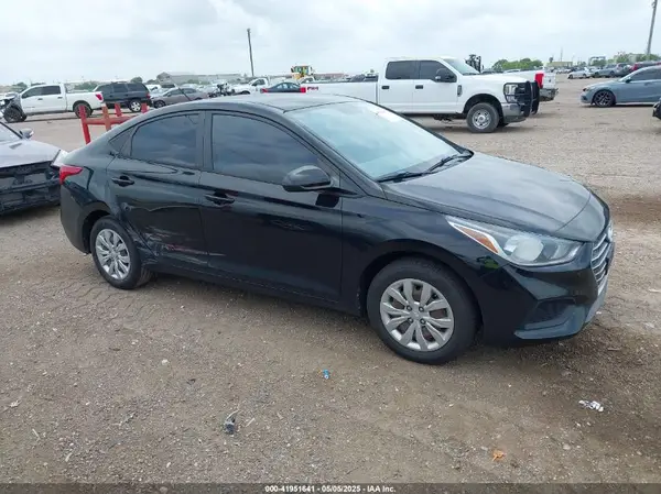 3KPC24A30KE051161 2019 HYUNDAI ACCENT - Image 1