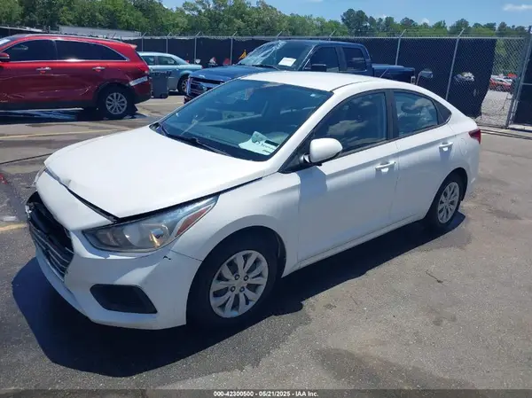 3KPC24A30KE058062 2019 HYUNDAI ACCENT - Image 2