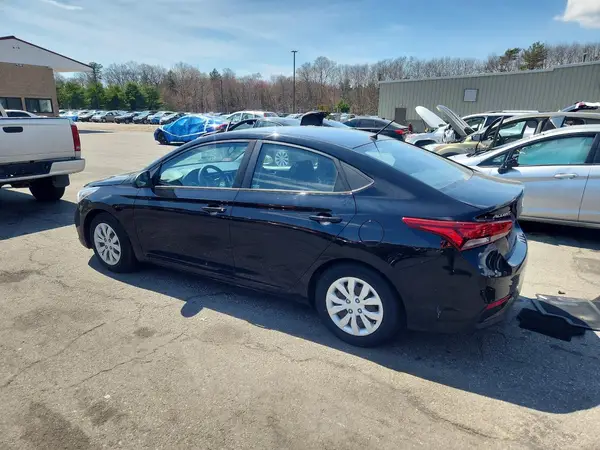 3KPC24A30KE063584 2019 HYUNDAI ACCENT - Image 2